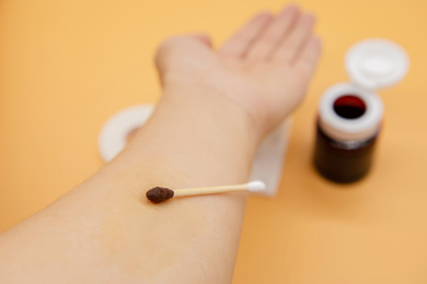 医疗用品清洗伤口碘伏和棉签