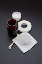 医疗用品清洗伤口碘伏和棉签