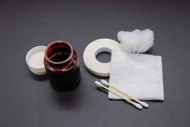 医疗用品清洗伤口碘伏和棉签