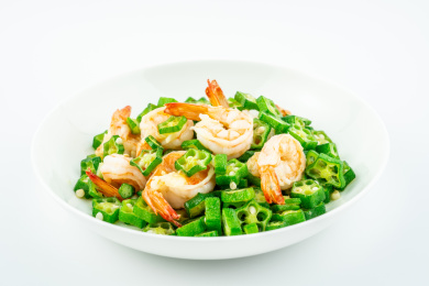 一碟秋葵炒虾仁