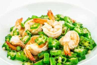 一碟秋葵炒虾仁