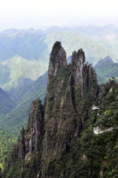 湖南郴州莽山国家森林公园五指峰景区的风光