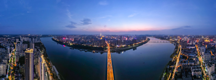 中国株洲一江两岸夜景  