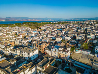 大理高原才村民宿建筑