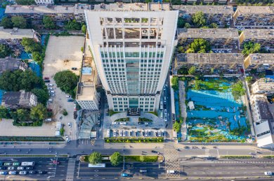 航拍郑州城市天际线树叶形状办公楼高楼大厦