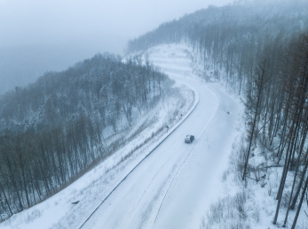 黑龙江亚布力雪乡亚雪公路冬季风光航拍