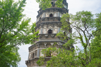 夏天 中国苏州的虎丘千年古塔