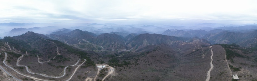 浙江绍兴覆栀山盛开的油菜花
