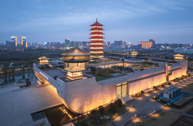 江苏扬州大运河博物馆航拍夜景