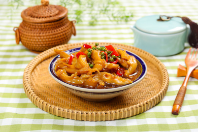 麻辣美味特色小吃美食凉拌无骨鸭掌