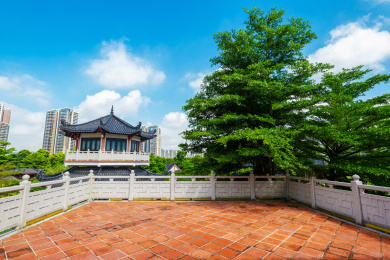 广州市花都湖国家湿地公园岭南园，月影通楼