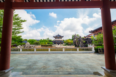 广州市花都湖国家湿地公园岭南园月影通楼