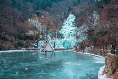 山东济南九如山雪景