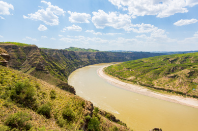 山西吕梁石楼县天下黄河第一湾