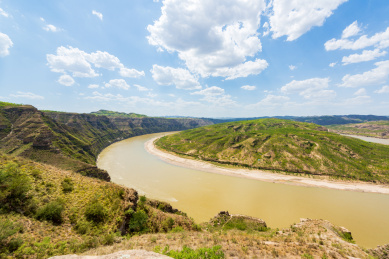山西吕梁石楼县天下黄河第一湾