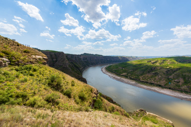 山西吕梁石楼县天下黄河第一湾