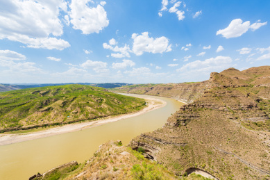 山西吕梁石楼县天下黄河第一湾