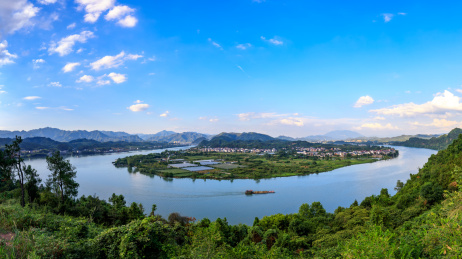 浙江杭州建德下涯之江村风光全景