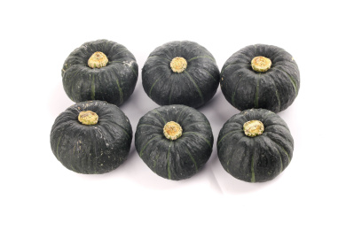 白底上放着的贝贝南瓜