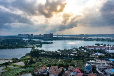 航拍湖南岳阳市城市景观