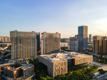 中国广州萝岗香雪商业建筑群和黄埔图书馆