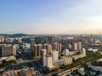 中国广州萝岗香雪商业建筑群城市天际线航拍