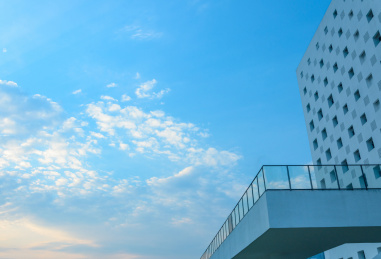 深圳大学白色现代城市建筑网红楼