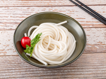 火锅食材大份的生土豆粉