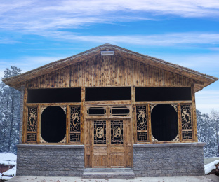 贵州安顺天台山五龙寺山下的农家小院