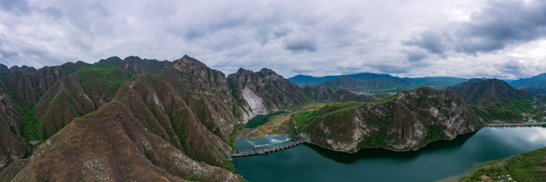 北京门头沟绿山青山：永定河流经落坡岭水库