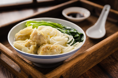 一碗美味的广式早餐云吞面