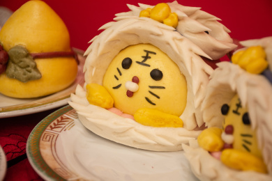 中国北方喜庆用老虎动物形状面食糕点特写