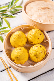 餐盘里的杂粮包