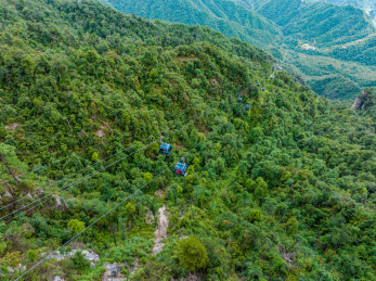 中国湖南省郴州市宜章县莽山五指峰景区