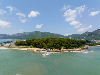 航拍夏季白天广东汕头南澳岛宋井景区风光