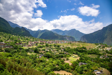 云南贡山风情丙中洛乡村旅游区自然风光