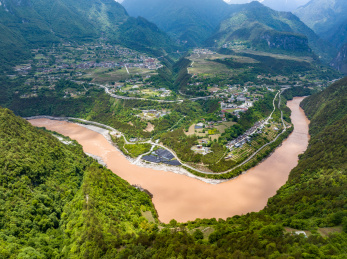 云南贡山风情丙中洛乡村旅游区自然风光