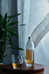 糯米发酵酿造的甘甜的清酒