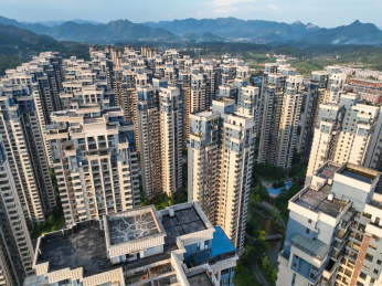 贵州省遵义市新蒲新区，城市秋日风光