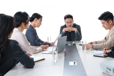 会议中的商务团队