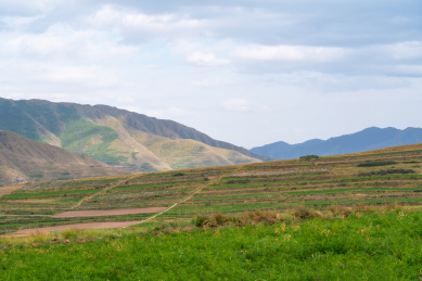 甘肃省兰州市榆中县兴隆山马衔山秋景