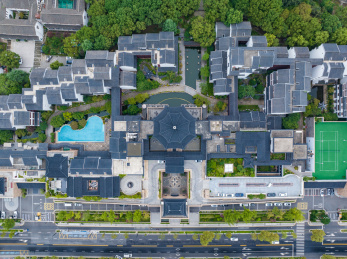 航拍苏州盘门景区中式园林建筑苏州古城