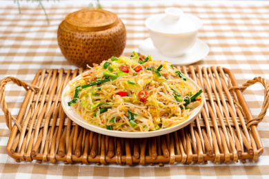 快餐外卖小吃美食包菜炒粉丝