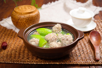 快餐外卖菜肴美食胜瓜鲜肉丸子汤