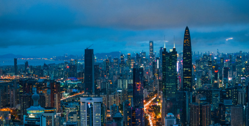 深圳罗湖区城市黄昏夜景