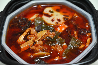 自热火锅 微距特写