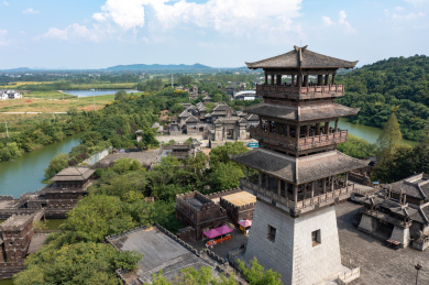 航拍湖北赤壁市三国赤壁古战场景区