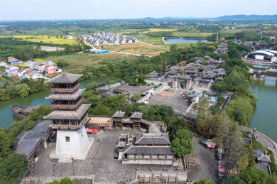 航拍湖北赤壁市三国赤壁古战场景区