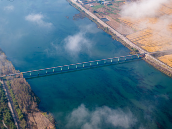 中国辽宁本溪桓仁县城航拍