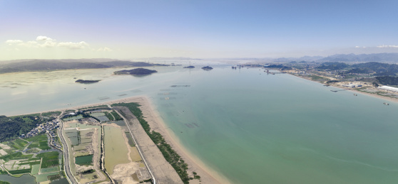 航拍浙江温州乐清湾大桥